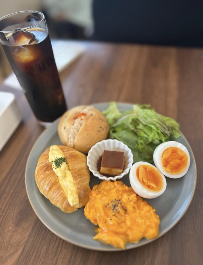 神戸元町 yellow カフェの朝食プレート1000円 インスタ映え