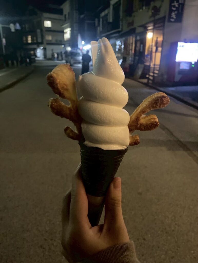 宮島のソフトクリーム