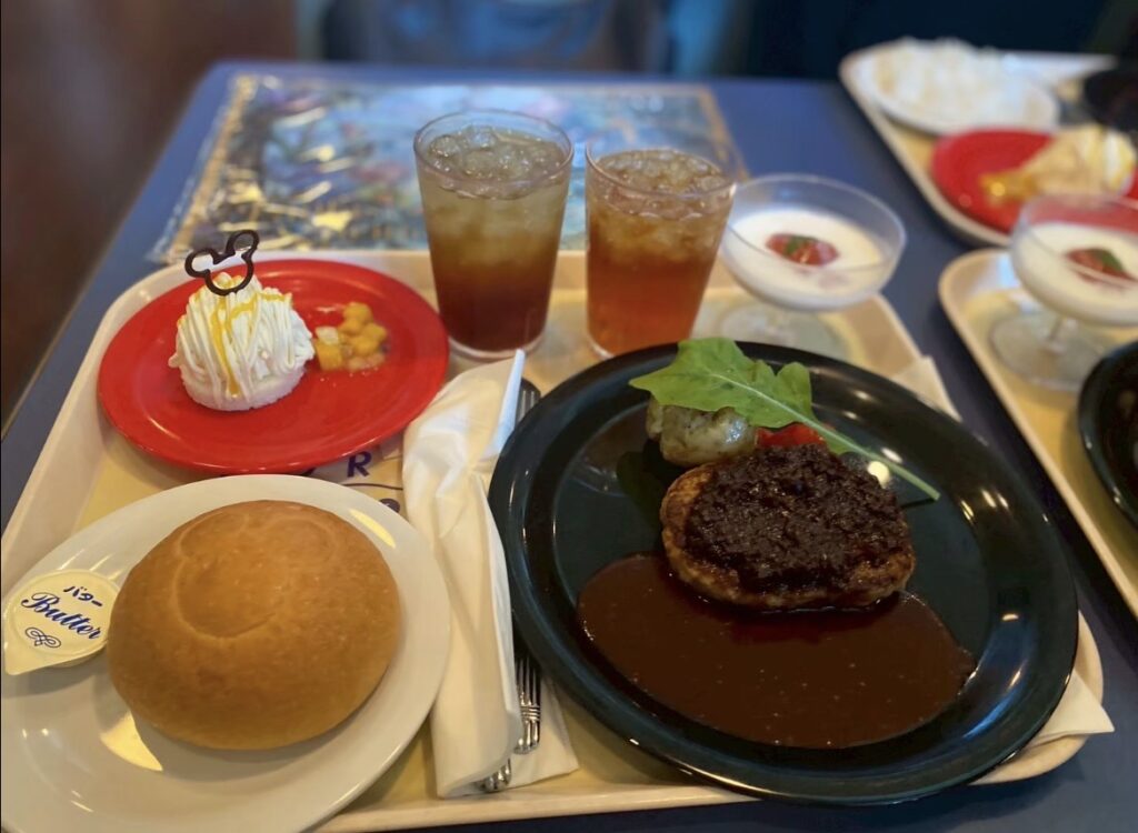 シャリアピンハンバーグセット