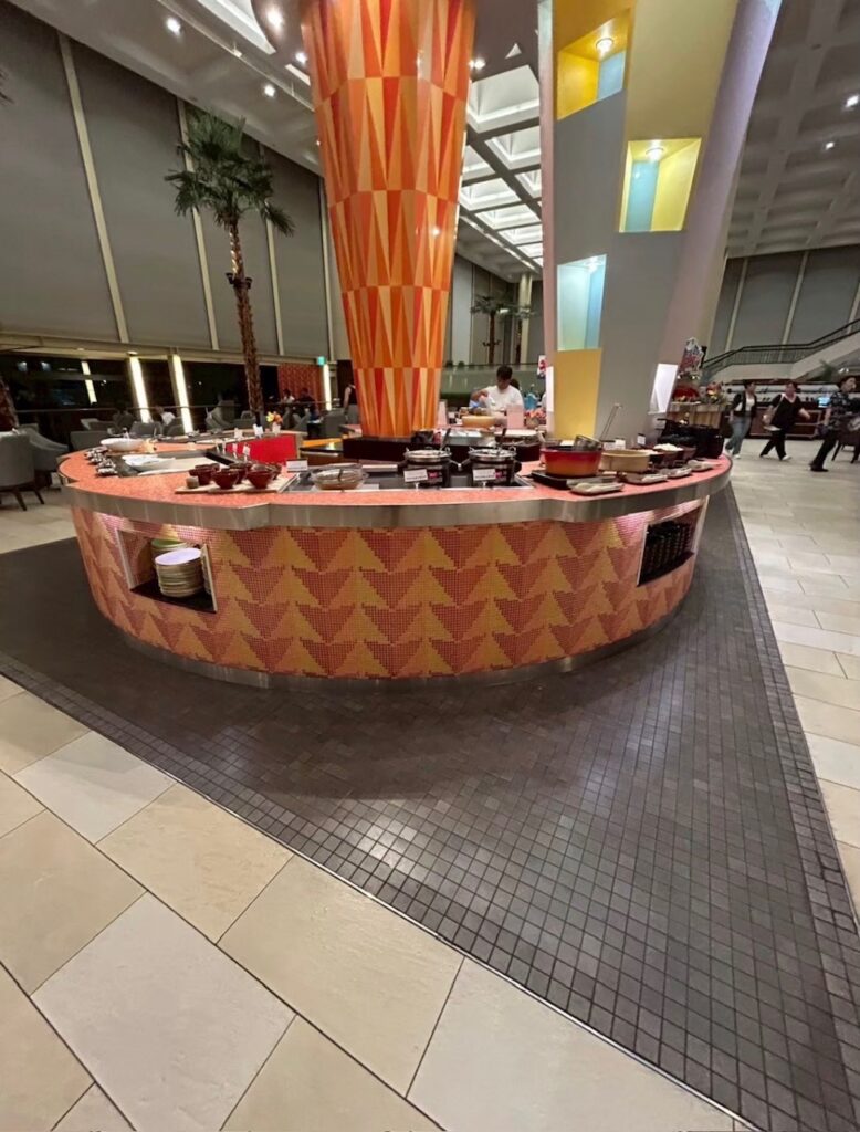 シェラトンホテルのディナーブッフェ