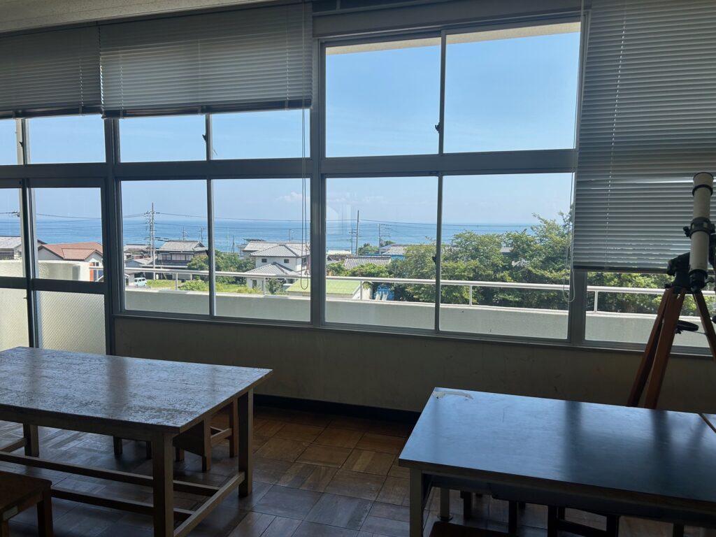 佐野小テラスの教室